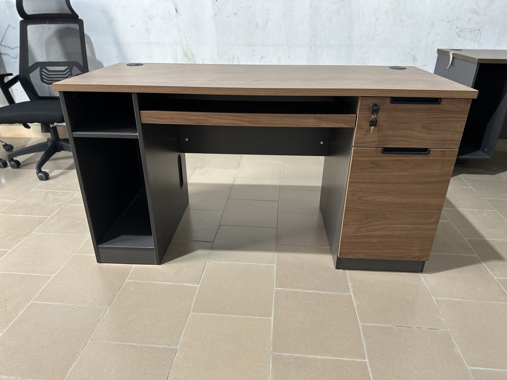 BUREAU AGENT+ CLAVIER ET UNITE CENTRAL 120*60*75cm