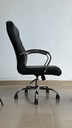 CHAISE RESPONSABLE SIMILICUIR NOIRE