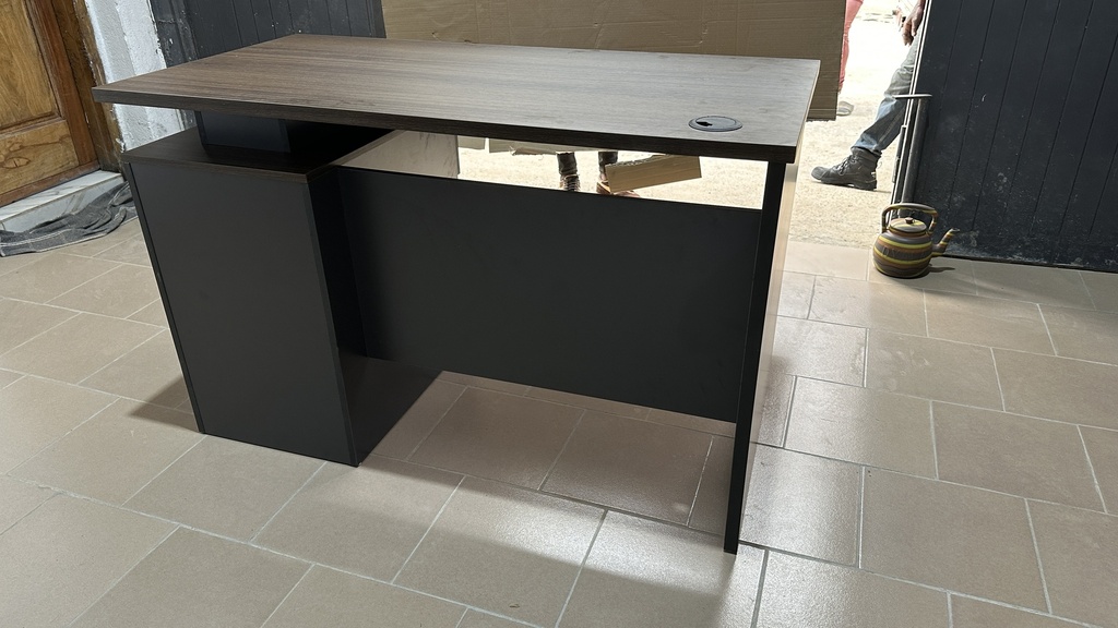 BUREAU AGENT (TIROIRE + CAISSON) 140*70*75cm